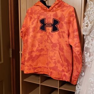 Under Armour boys YXL hoodie
